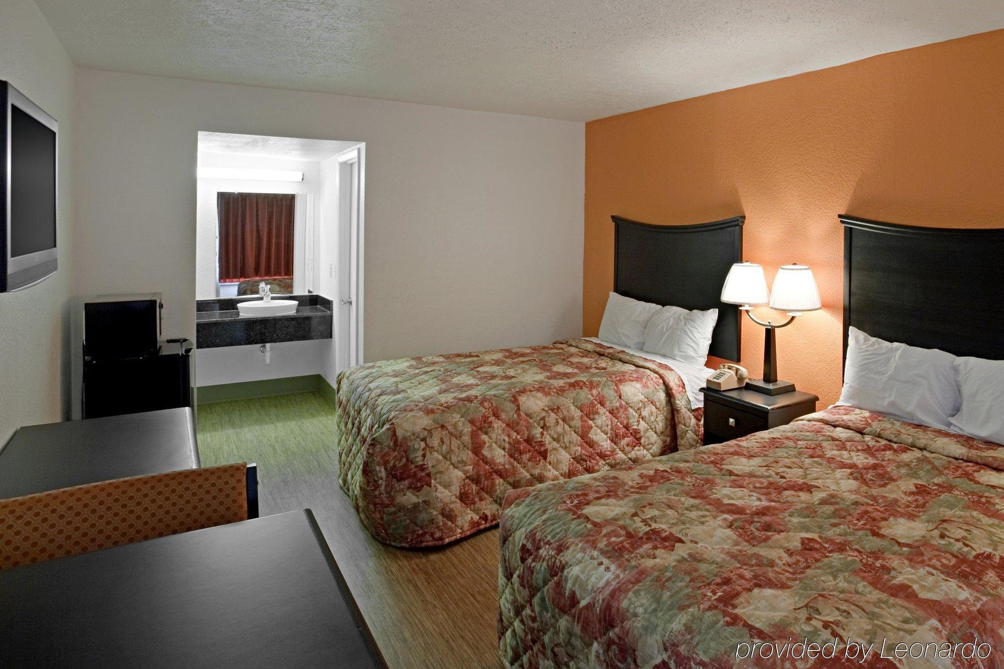 Econo Lodge 梅特罗波利斯 客房 照片