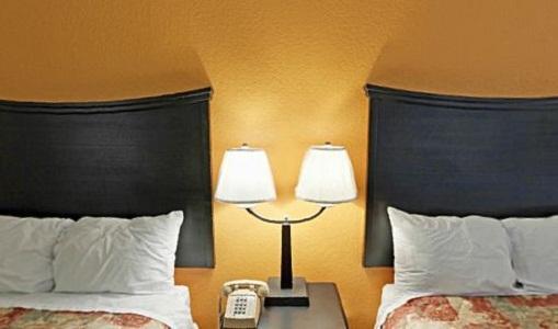 Econo Lodge 梅特罗波利斯 客房 照片